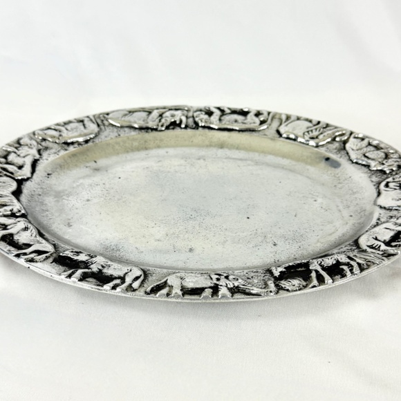 Oval African Animals Platter Heavy Cast Aluminum 11 X 9.5 inch Excellent Gift - Picture 11 of 14